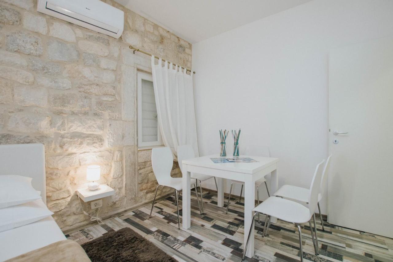 Apartment Toma Trogir Exterior foto